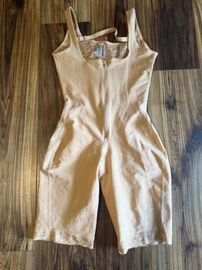 Leonisa Beige Sculpting Body and Thigh Shaper Bodysuit with Legs